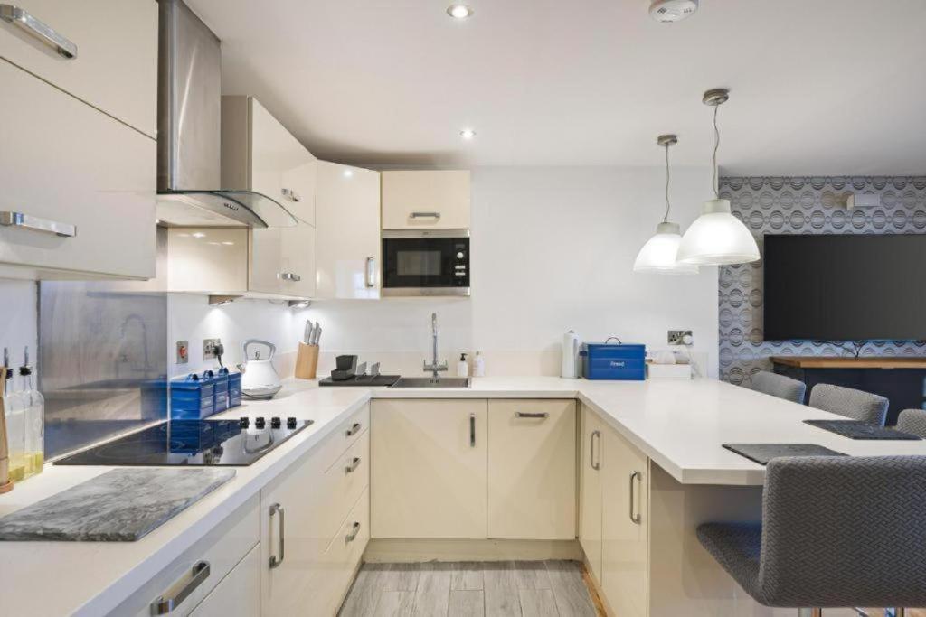 Beautiful Two Bedroom Fulham Appartamento Londra