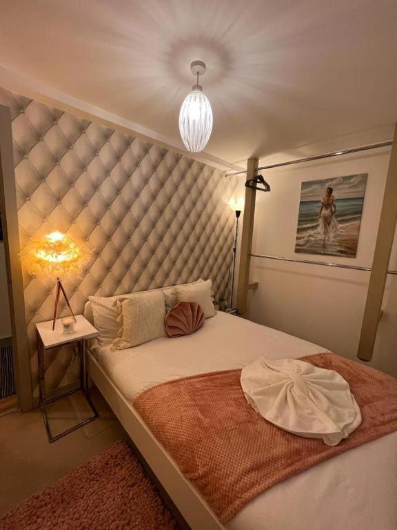 Beautiful Two Bedroom Fulham Appartamento