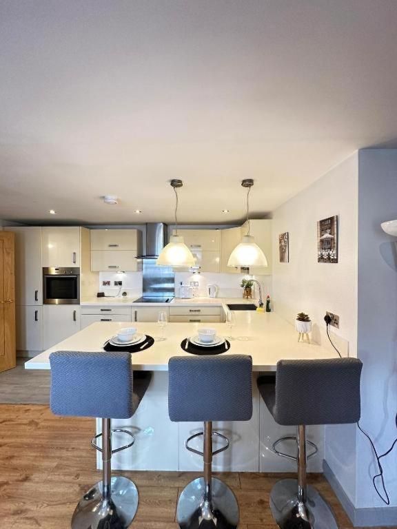 Appartamento Beautiful Two Bedroom Fulham *